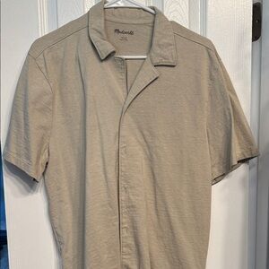 Madewell Men’s Short-Sleeve Button-Front Shirt in Light Beige